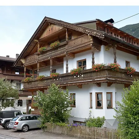 Haus Gaisberger * Mayrhofen