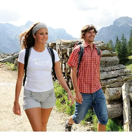 Haus Gaisberger مايرهوفن